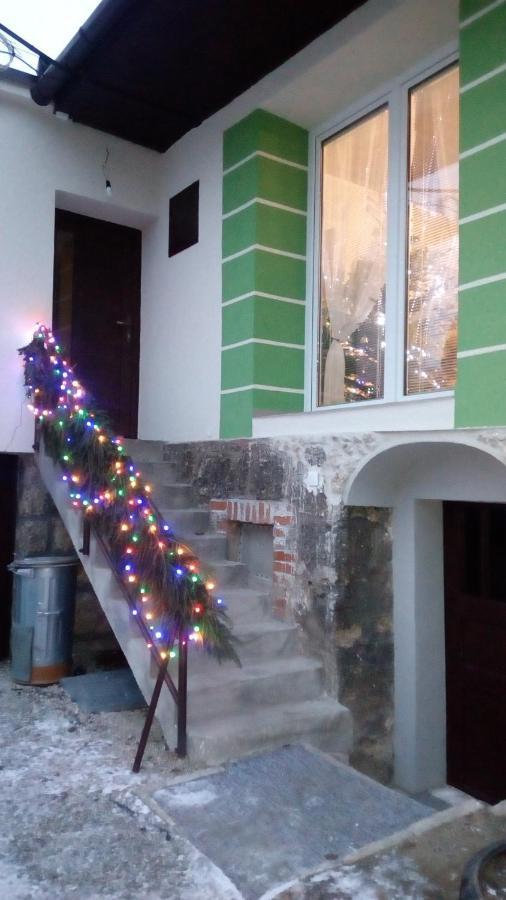 Apartman Lucky 5 Izbovy Rodinny Dom Exterior photo